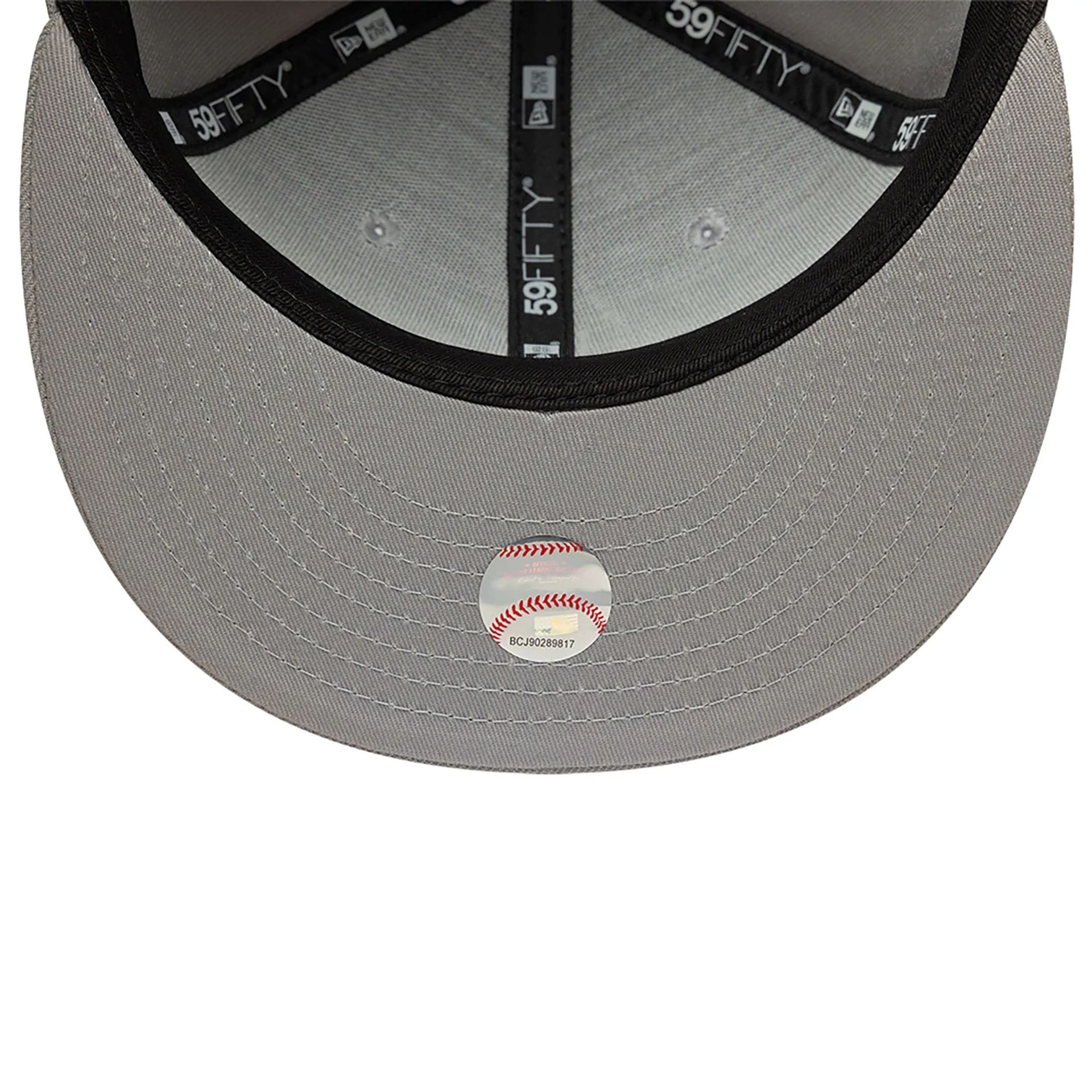 Atlanta Braves Essential Pack Grey 59FIFTY Fitted Cap - Image 7