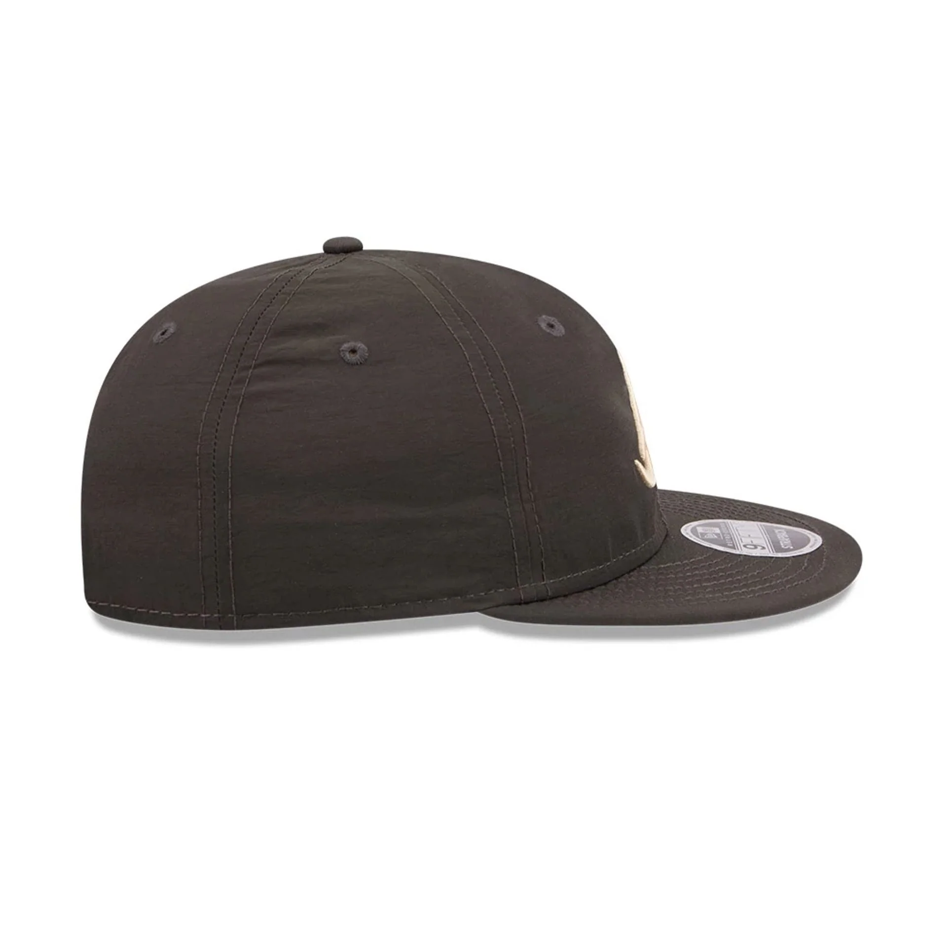 Atlanta Braves MLB Nylon Black Retro Crown 9FIFTY Adjustable Cap - Image 6