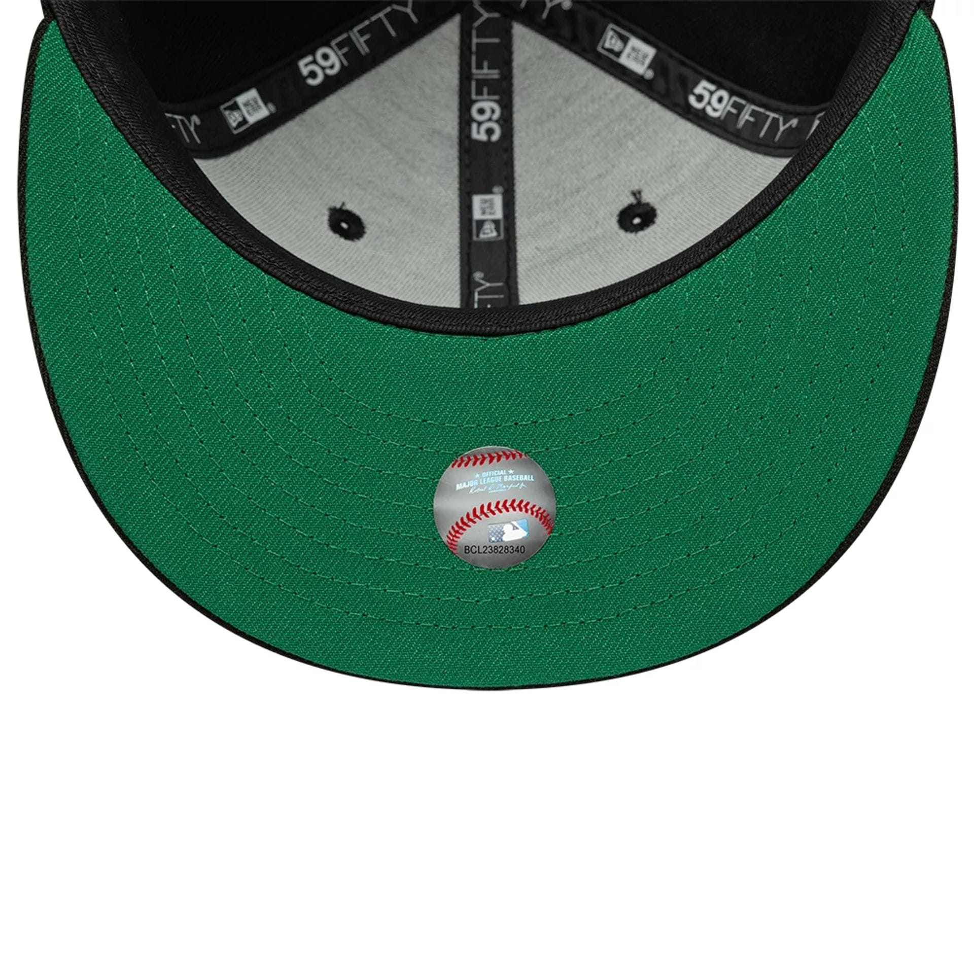 Chicago White Sox MLB Black 59FIFTY Fitted Cap - Image 2