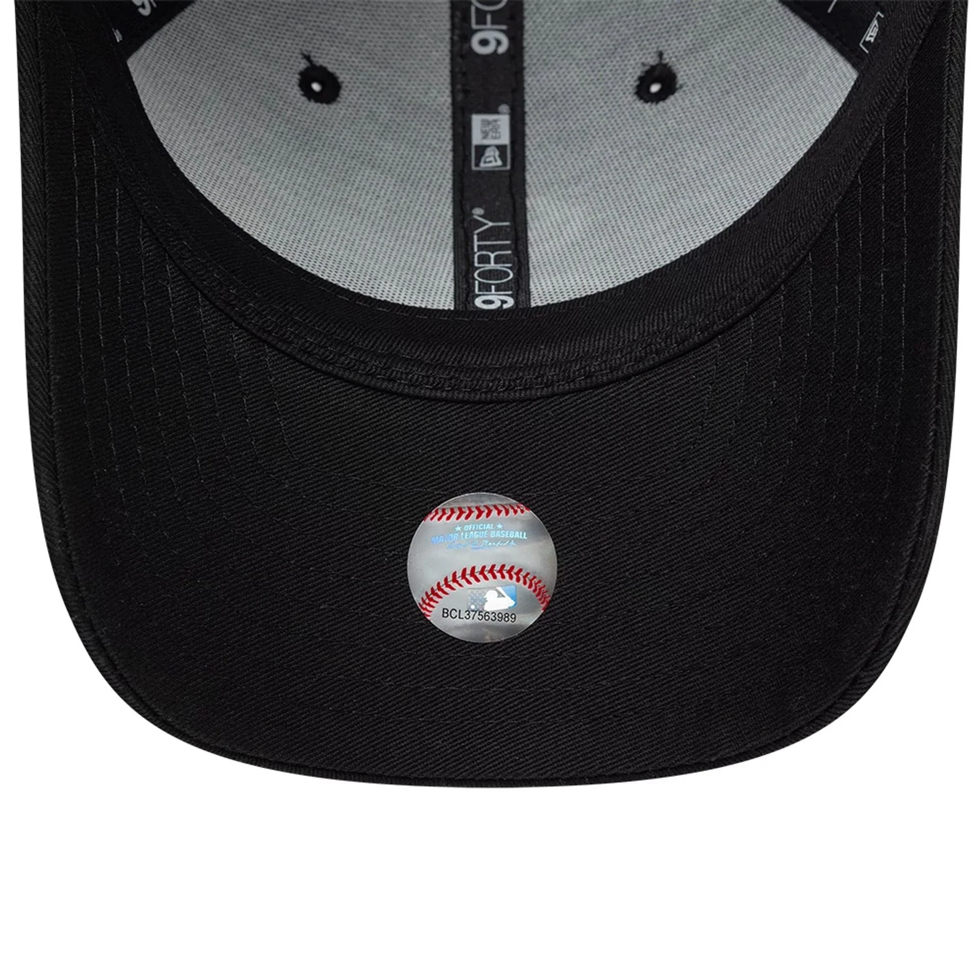 Chicago White Sox MLB Black 9FORTY M-Crown Adjustable Cap - Image 7