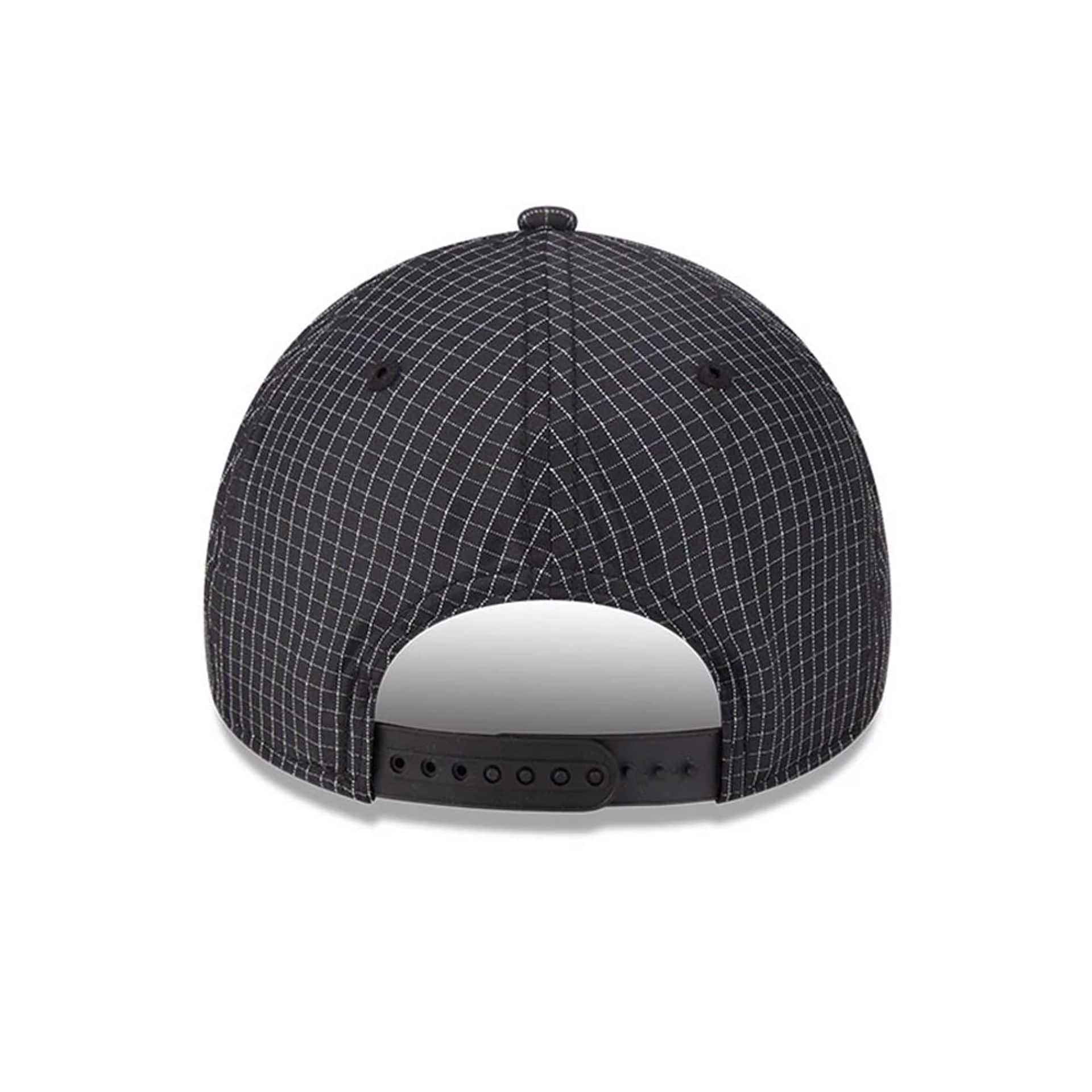 Chicago White Sox MLB Quickstrike Black 9FORTY Apex Adjustable Cap - Image 4