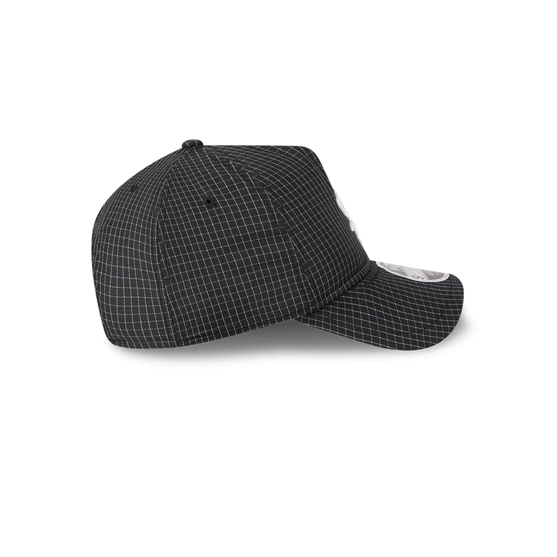 Chicago White Sox MLB Quickstrike Black 9FORTY Apex Adjustable Cap - Image 6