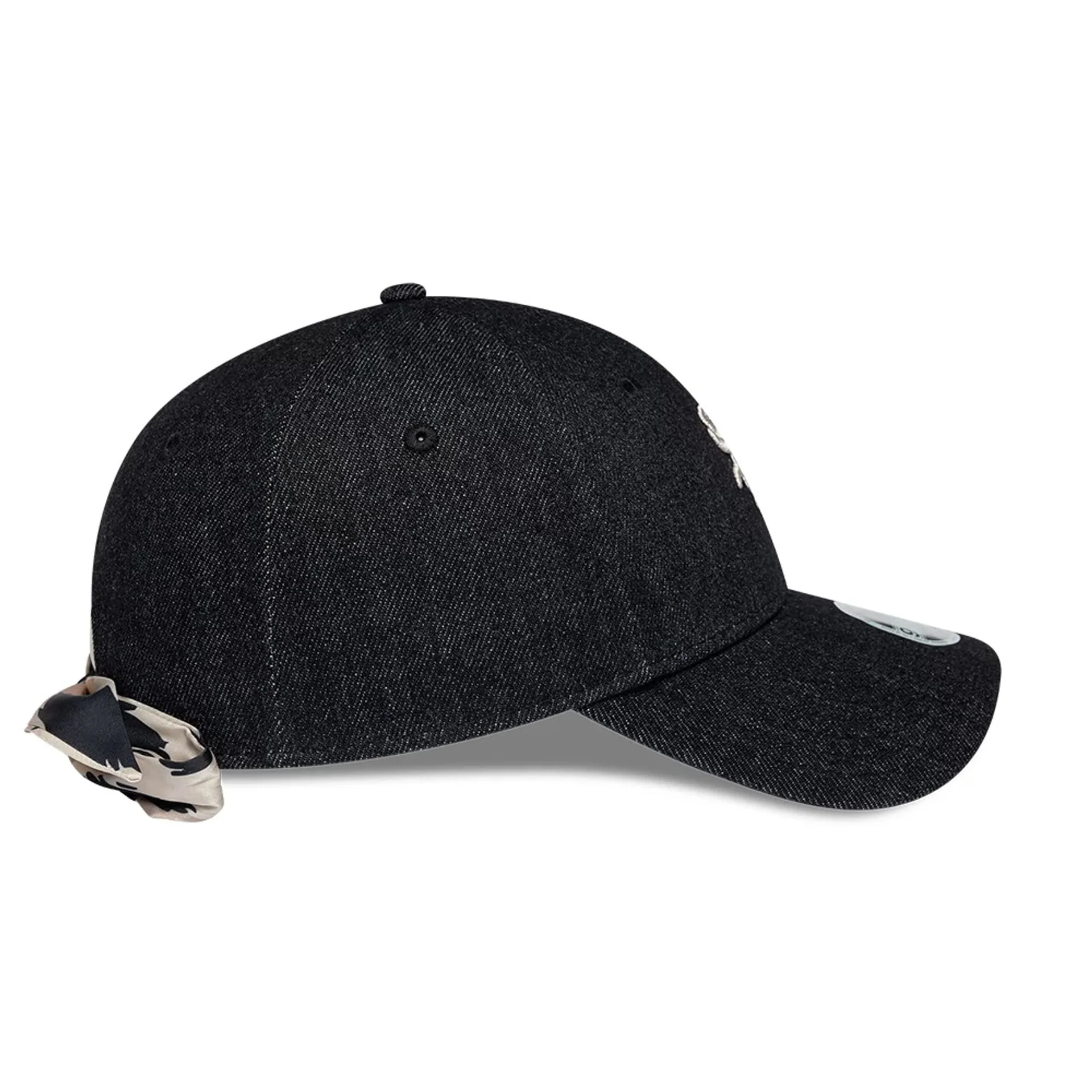 Chicago White Sox Womens MLB Denim Black 9FORTY Bowback Adjustable Cap - Image 6