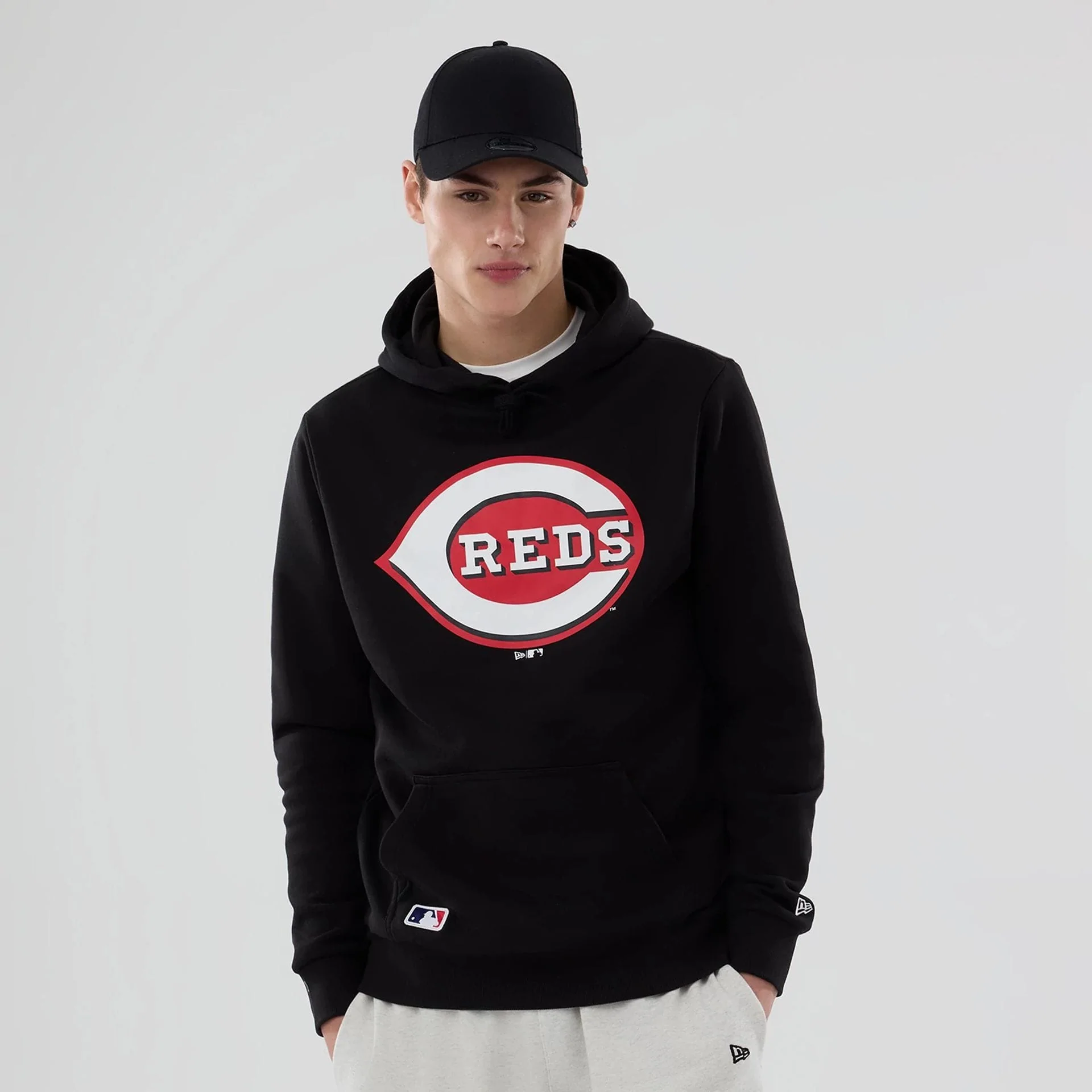 Cincinnati Reds MLB Black Pullover Hoodie
