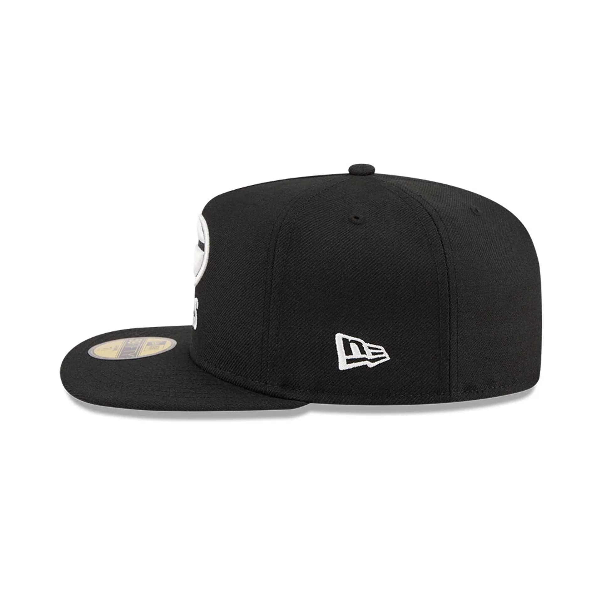 Green Bay Packers NFL Chiseled Embroidery Black 59FIFTY A-Frame Fitted Cap - Image 7