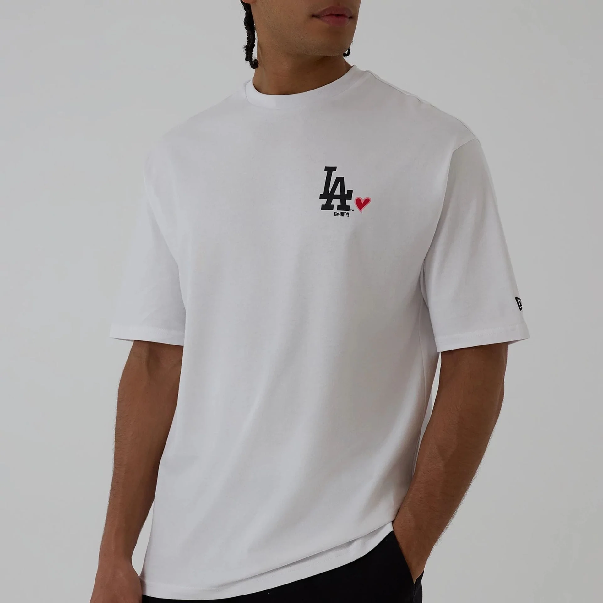 LA Dodgers MLB Heart Graphic White T-Shirt - Image 3