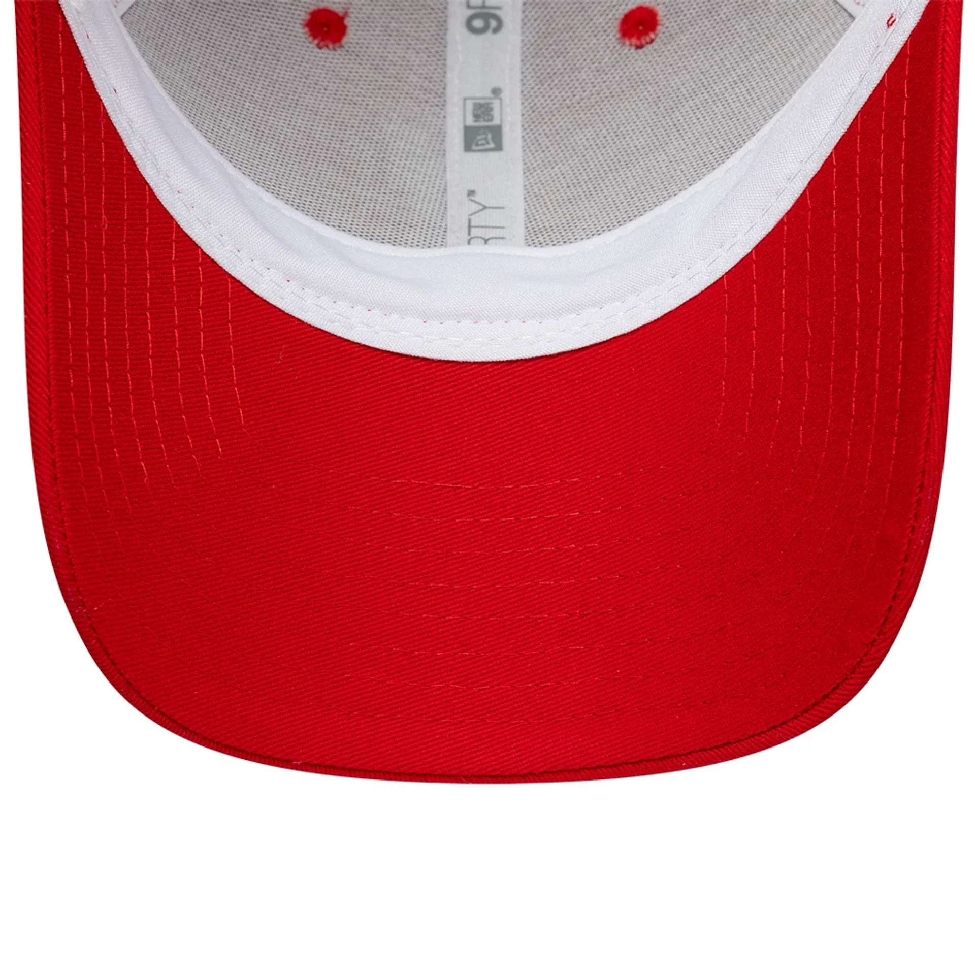 Liverpool FC Patch Red 9FORTY Adjustable Cap - Image 4