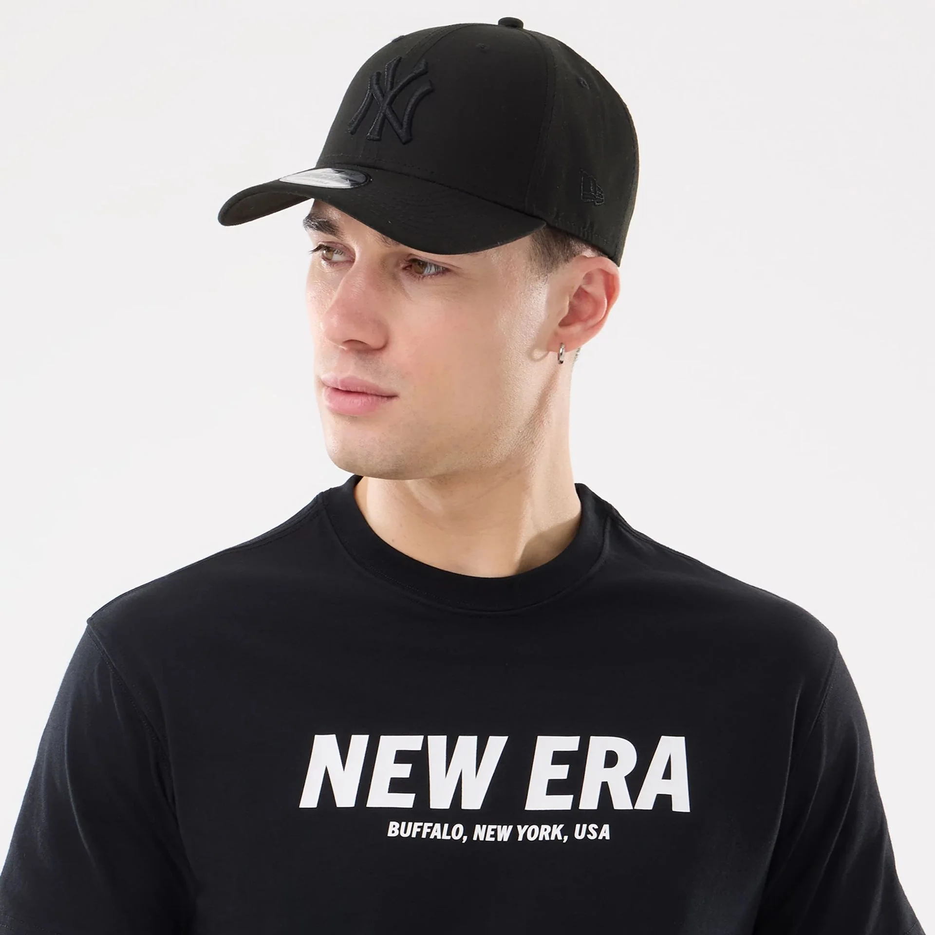New Era Basic Black T-Shirt - Image 6