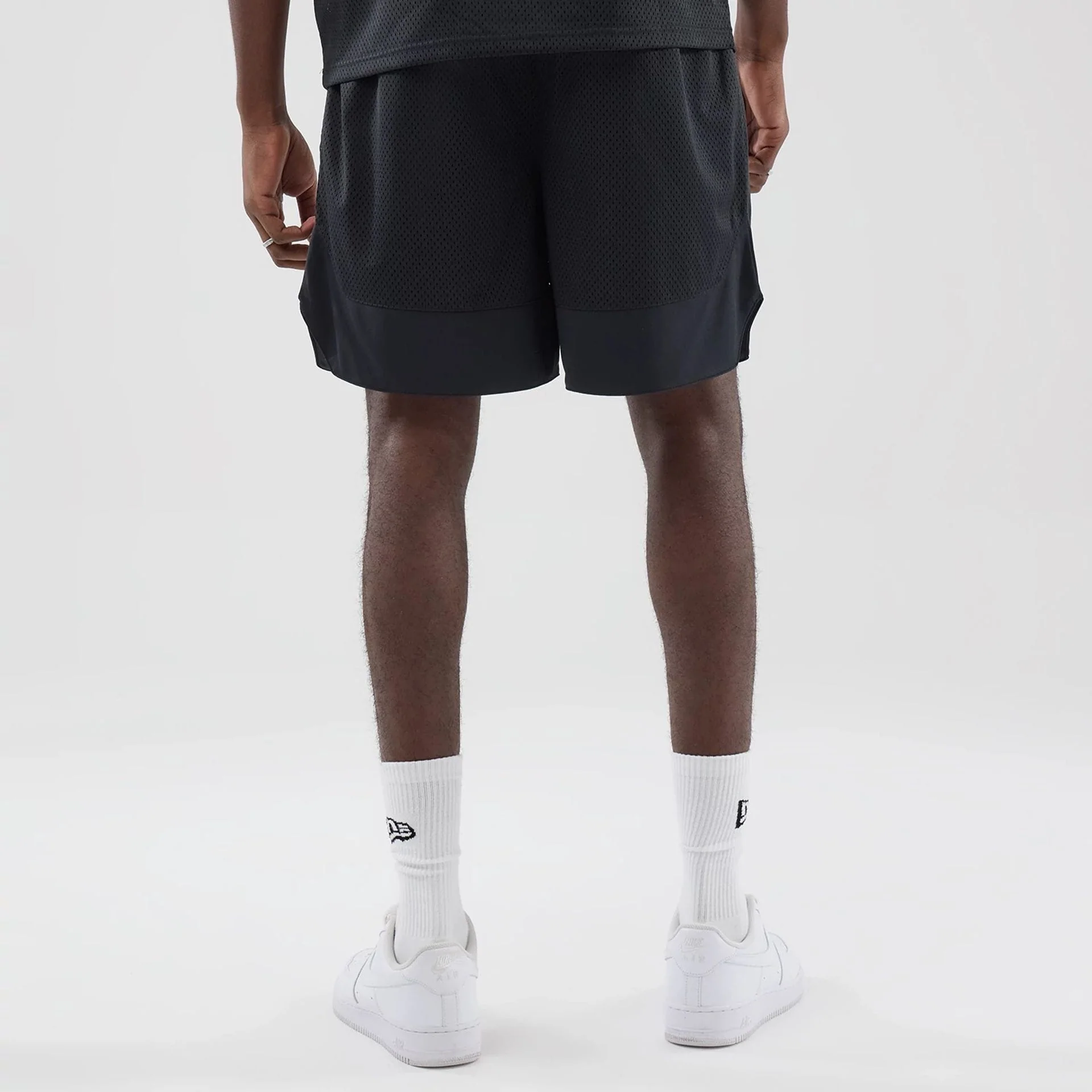 New Era Mesh Black Oversized Shorts - Image 2