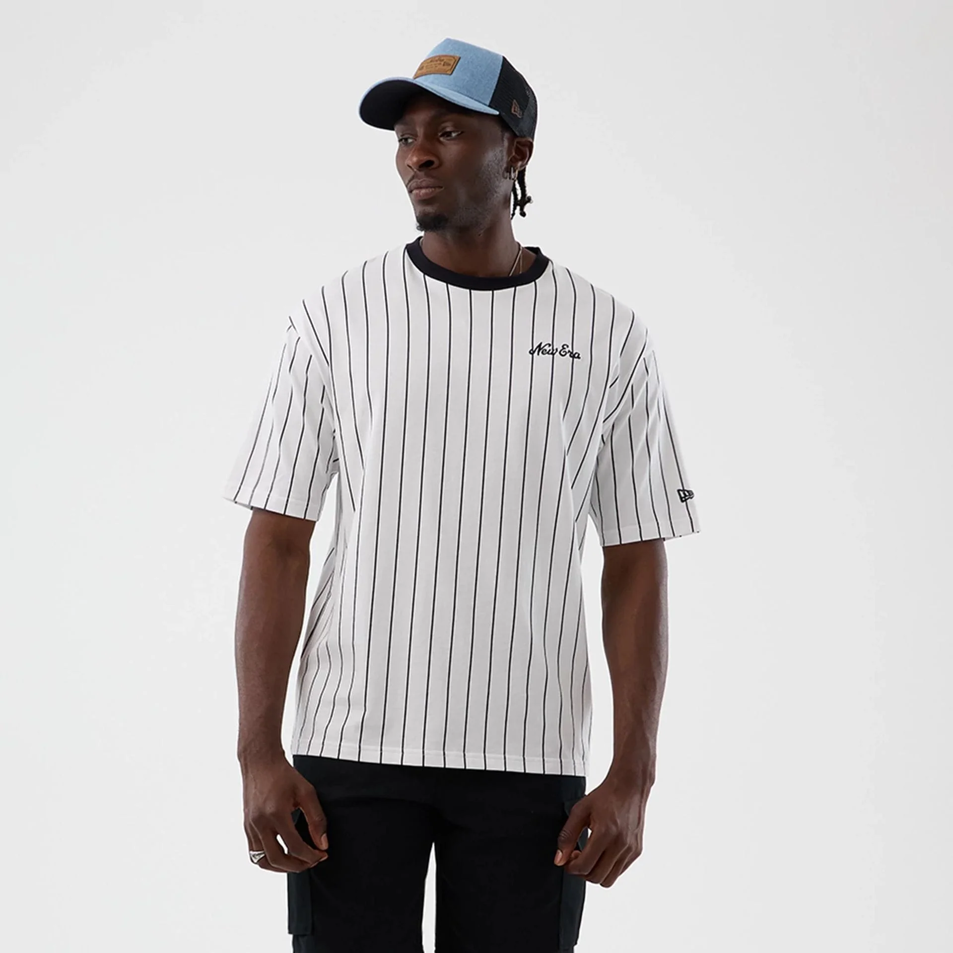 New Era Pinstripe Open White Oversized T-Shirt
