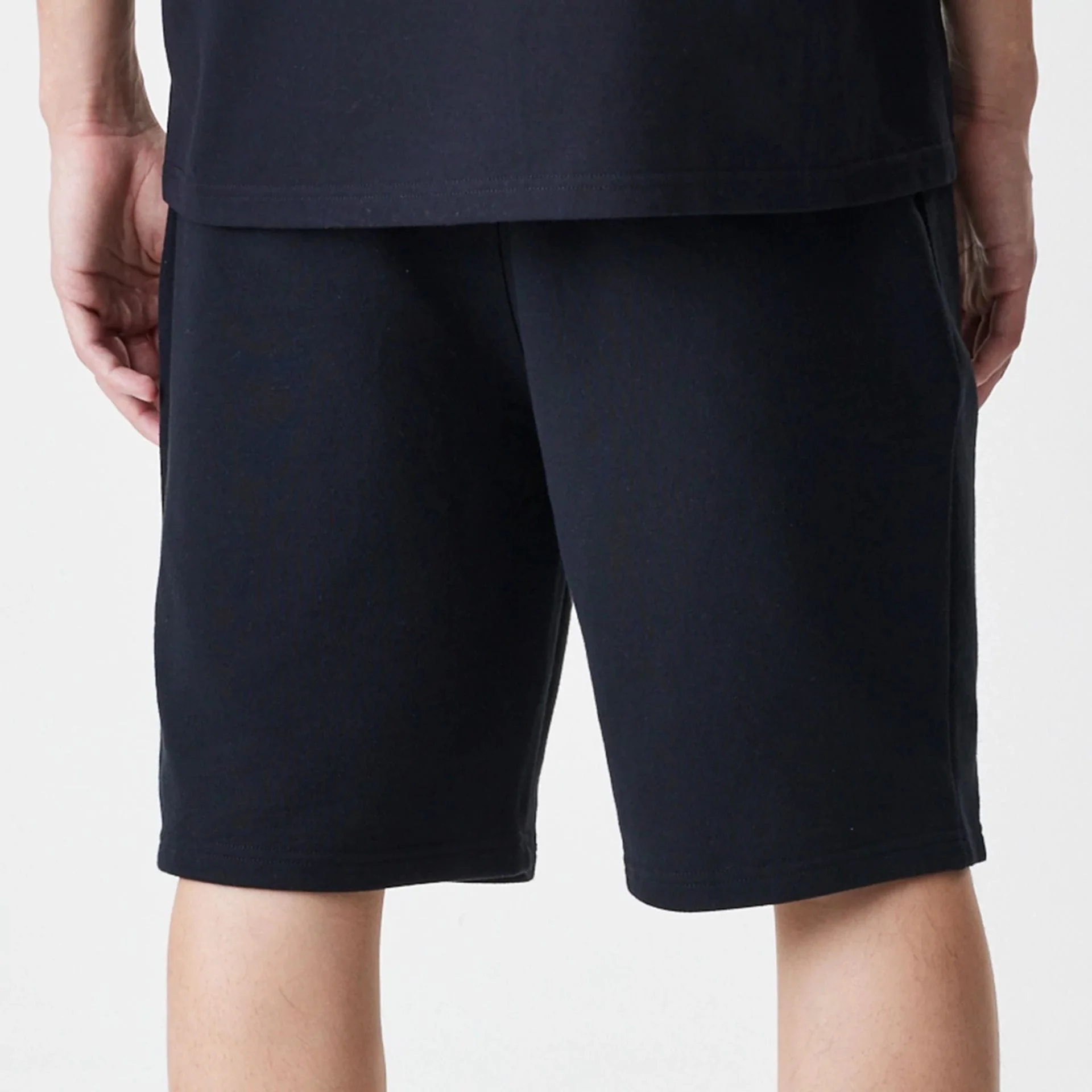 New Era Premium Essential Black Oversized Shorts - Image 7
