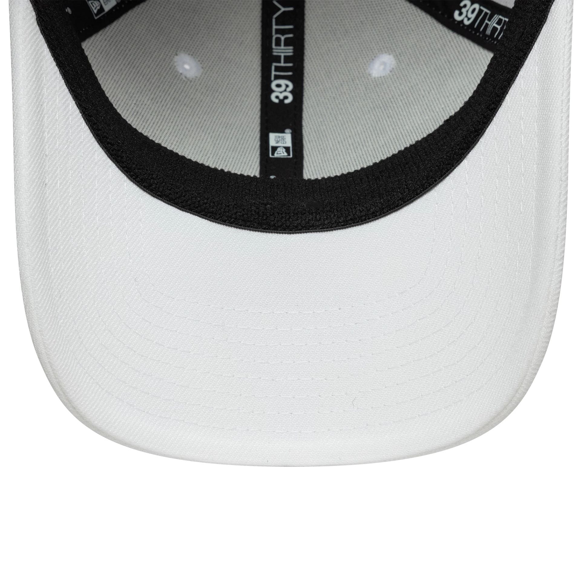New Era White 39THIRTY Stretch Fit Cap - Image 7