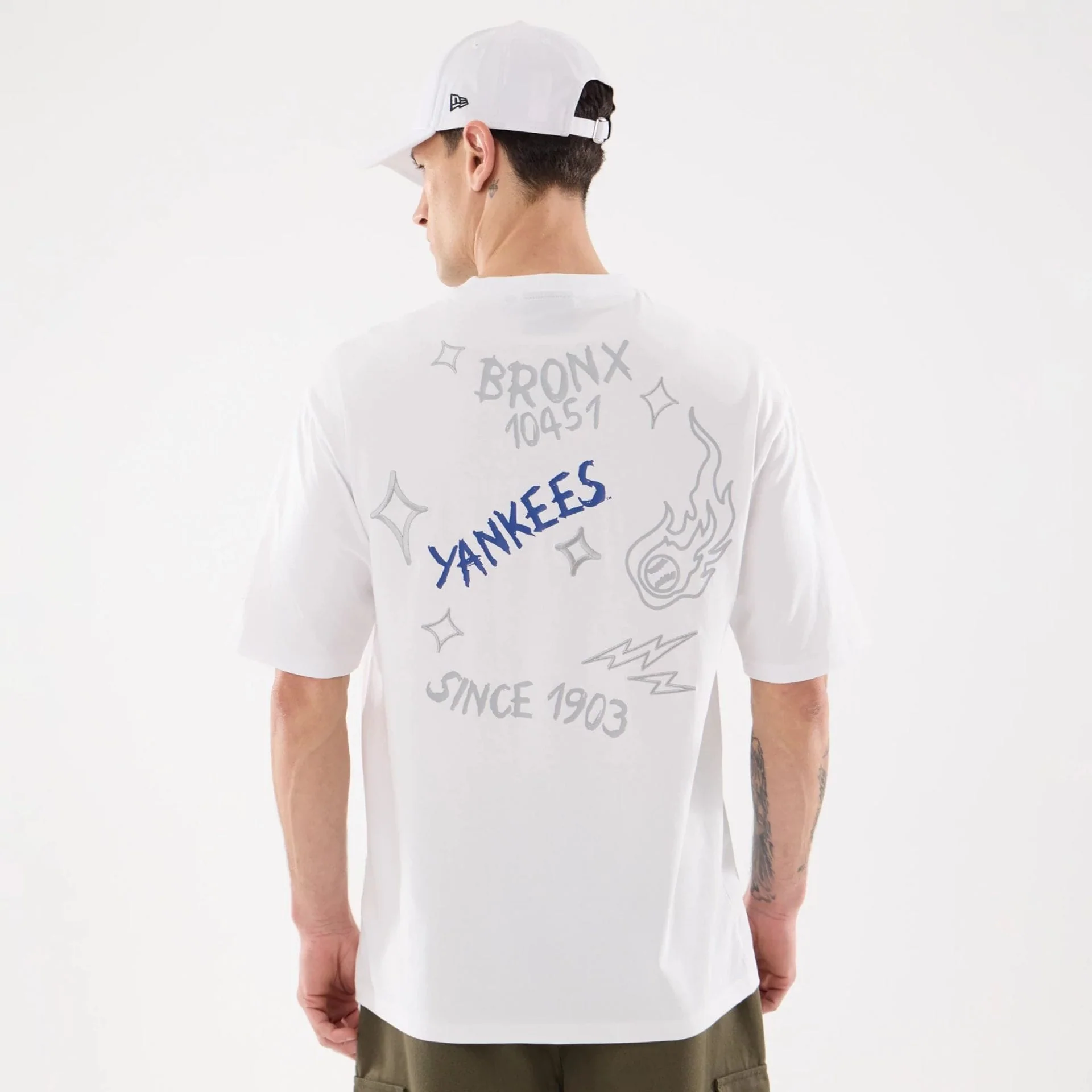 New York Yankees MLB 59FIFTY Day Graphic White T-Shirt - Image 2