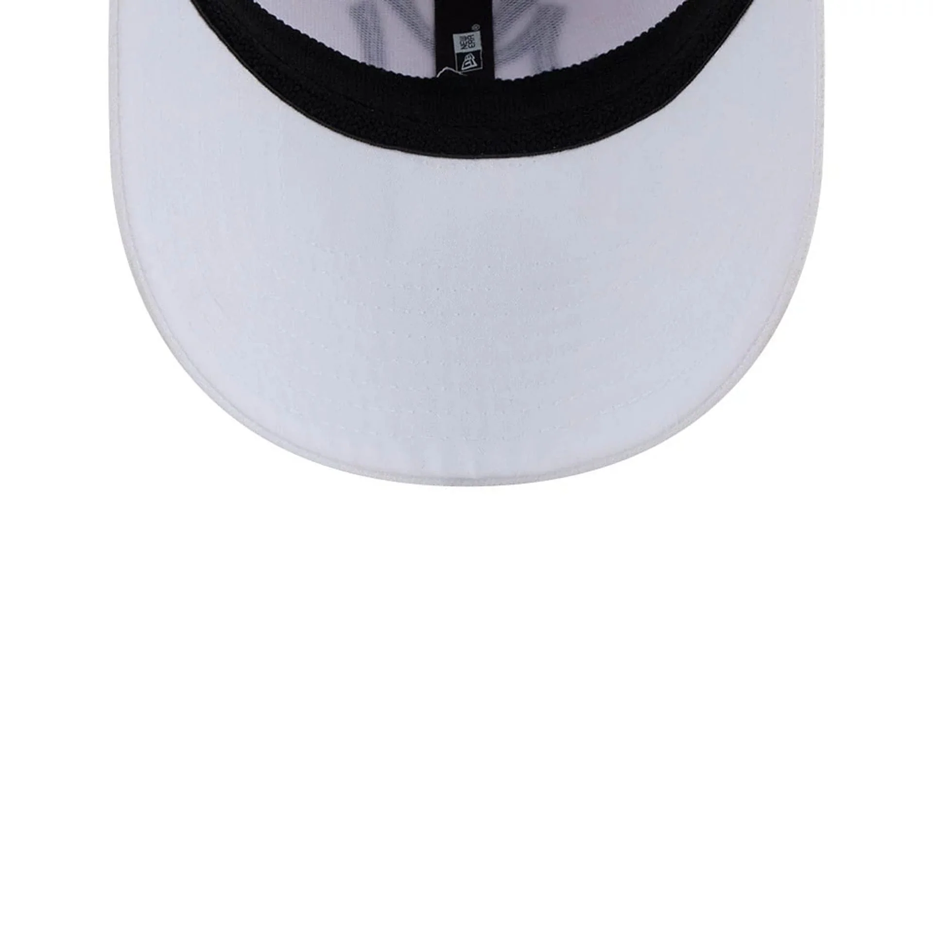 New York Yankees MLB Evergreen White 39THIRTY Stretch Fit Cap - Image 7