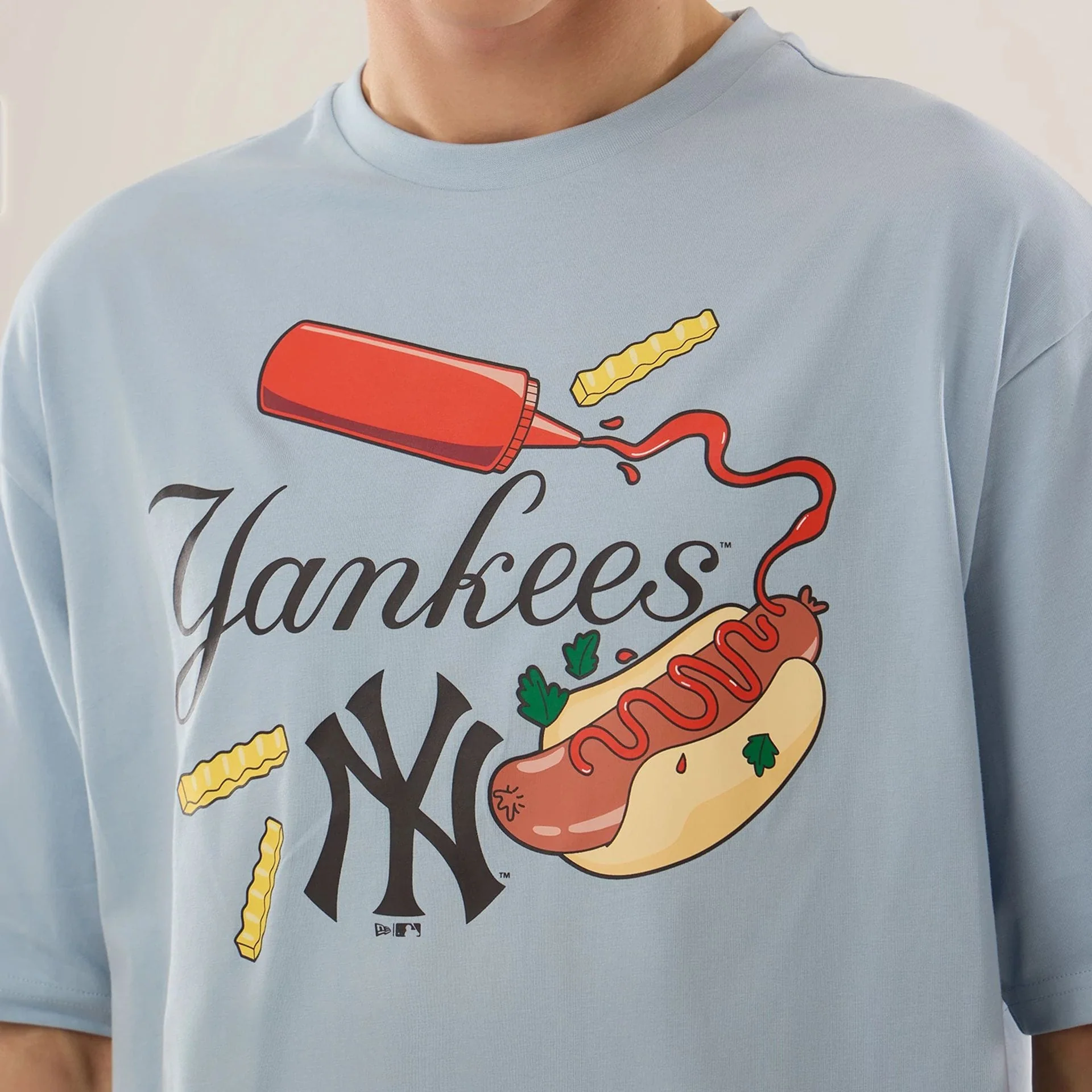 New York Yankees MLB Food Graphic Pastel Blue Oversized T-Shirt - Image 3