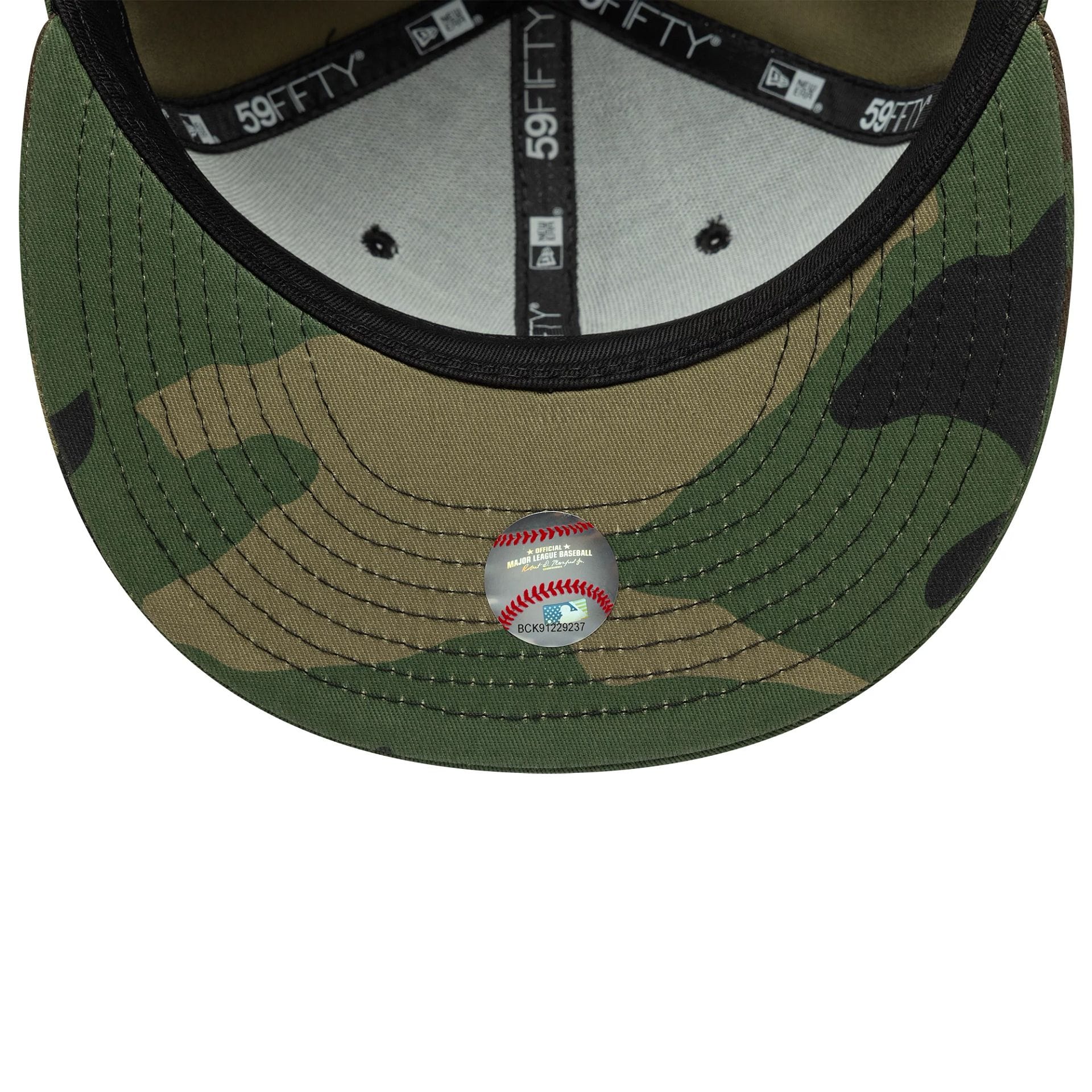New York Yankees MLB Green Camo 59FIFTY Fitted Cap - Image 7