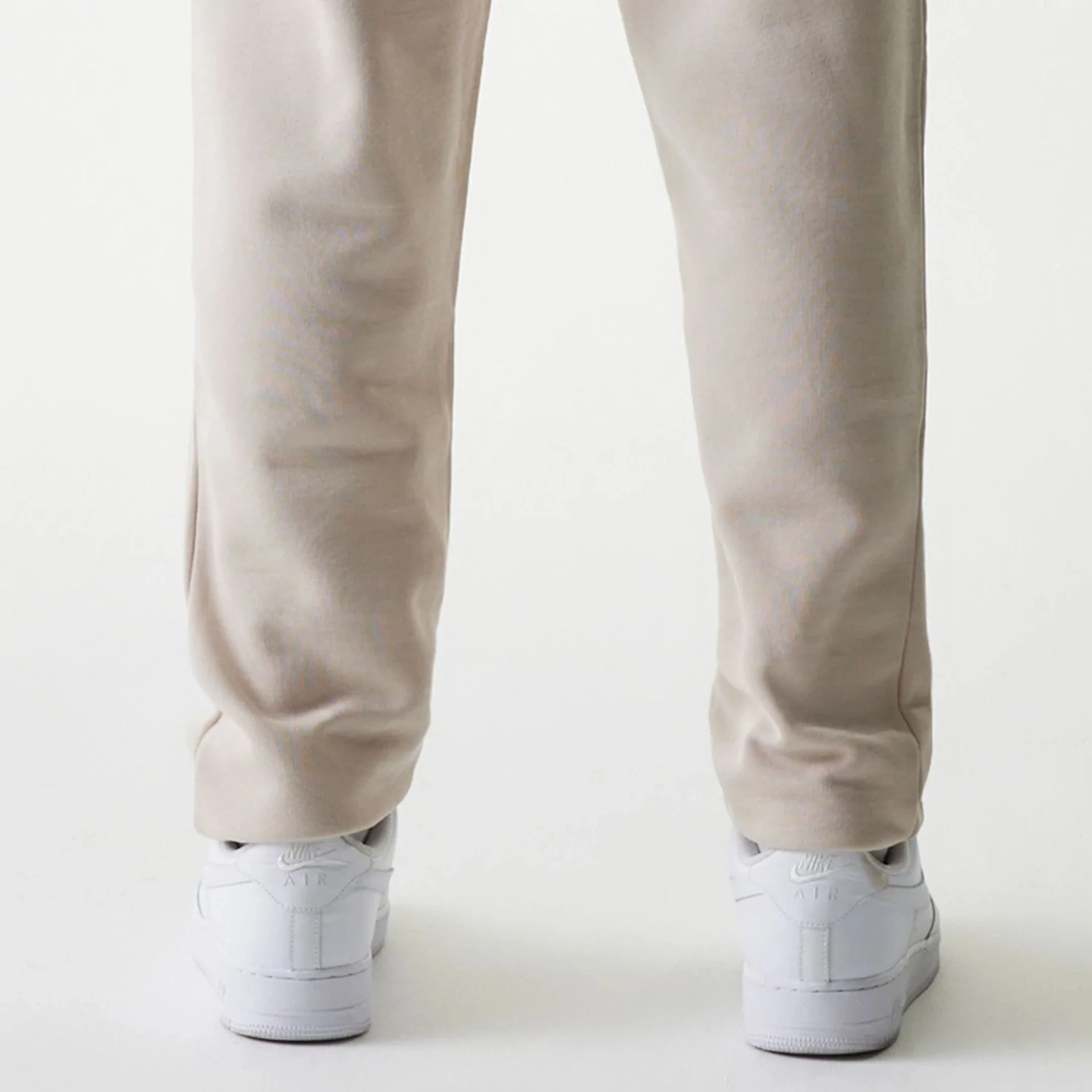 New York Yankees MLB League Essential Cream Joggers - Image 7