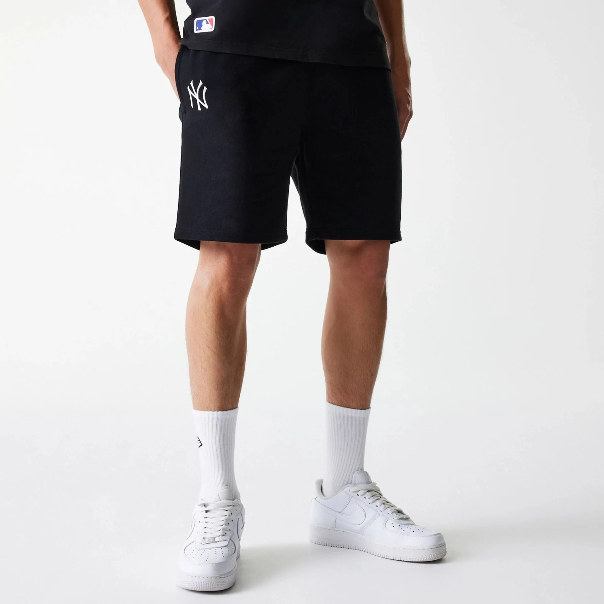New York Yankees MLB League Essential Midi Black Shorts