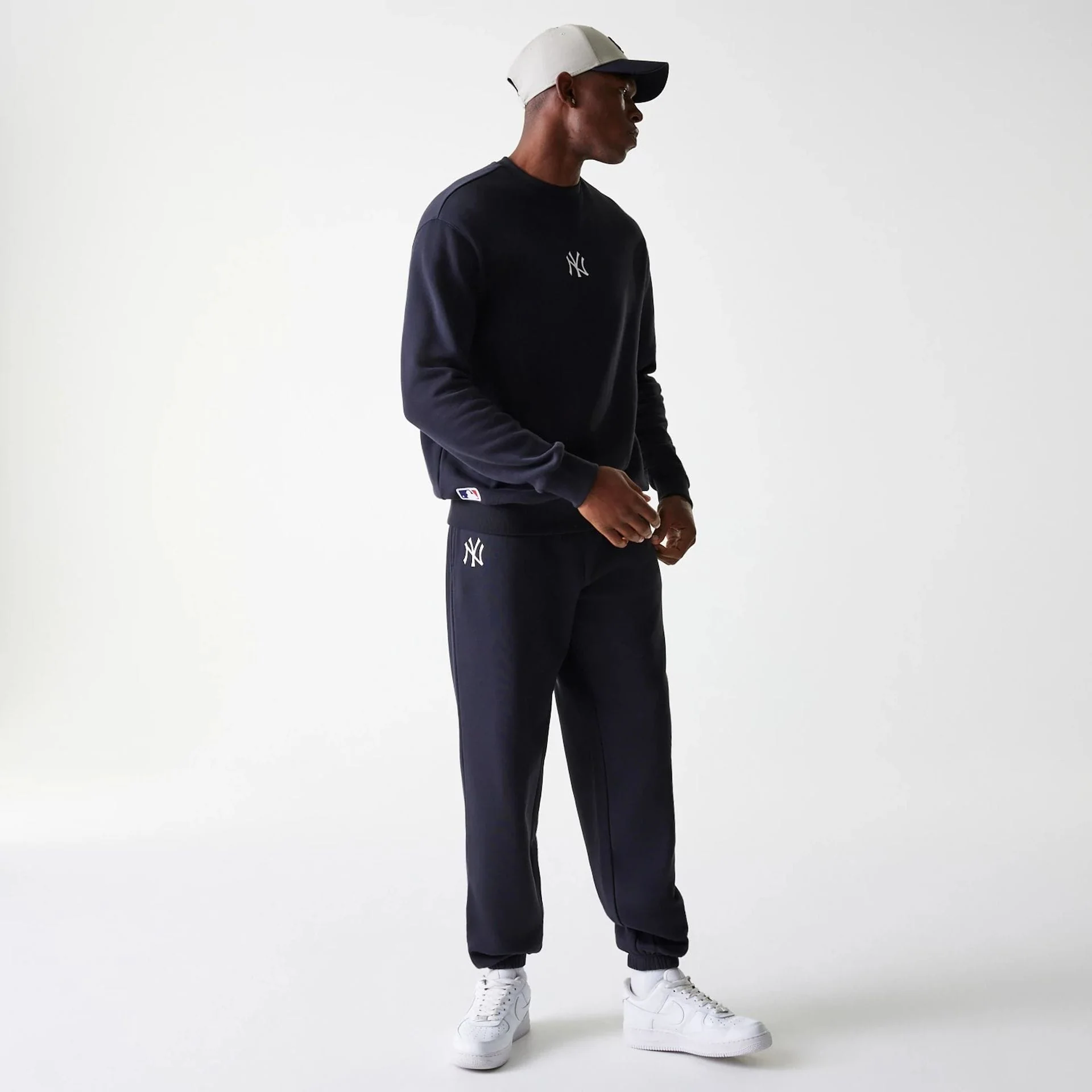 New York Yankees MLB League Essential Navy Joggers - Image 8
