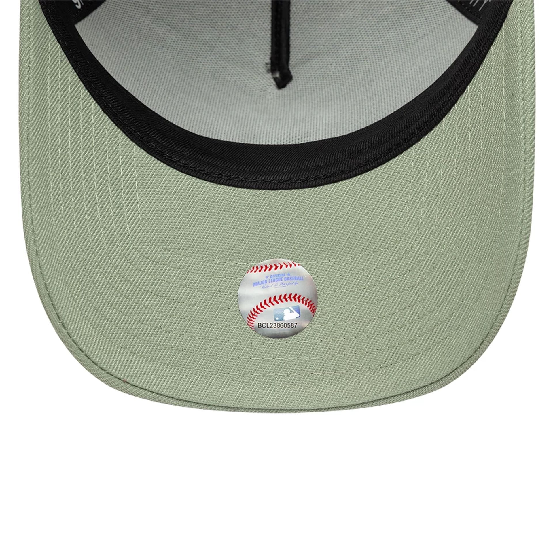 New York Yankees MLB Pastel Green 9FORTY A-Frame Adjustable Cap - Image 7
