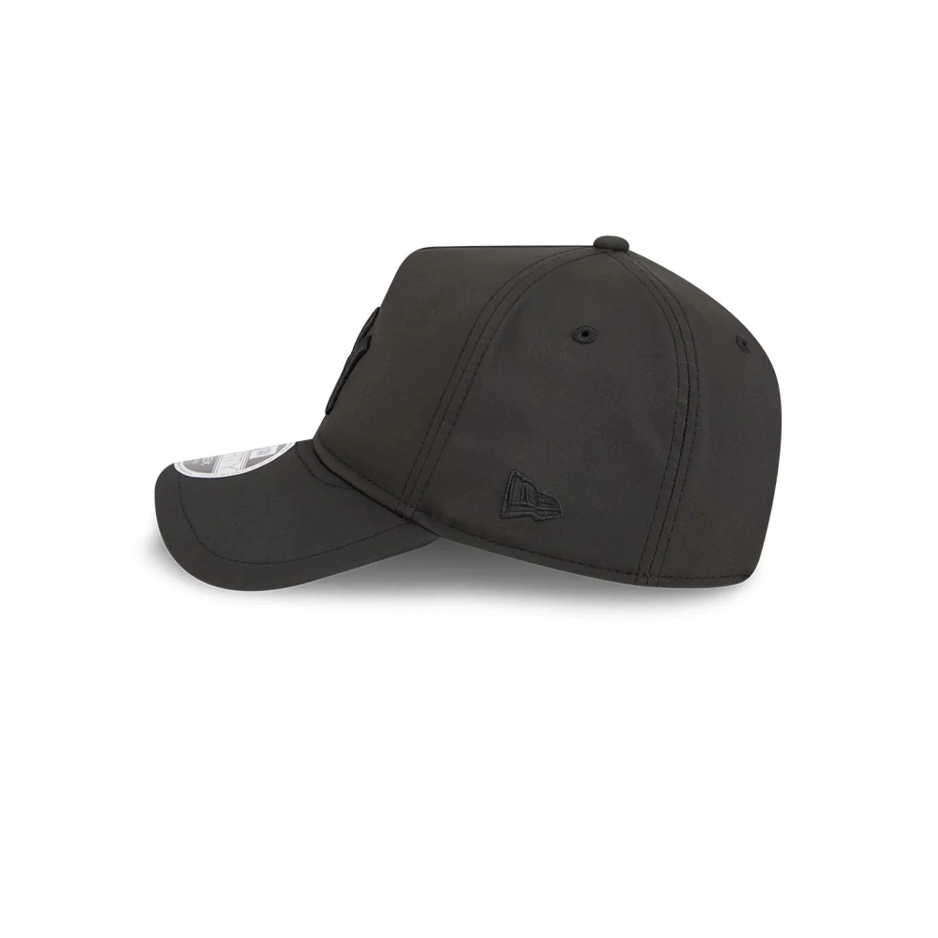 New York Yankees MLB Quickstrike Black 9FORTY Apex Adjustable Cap - Image 5