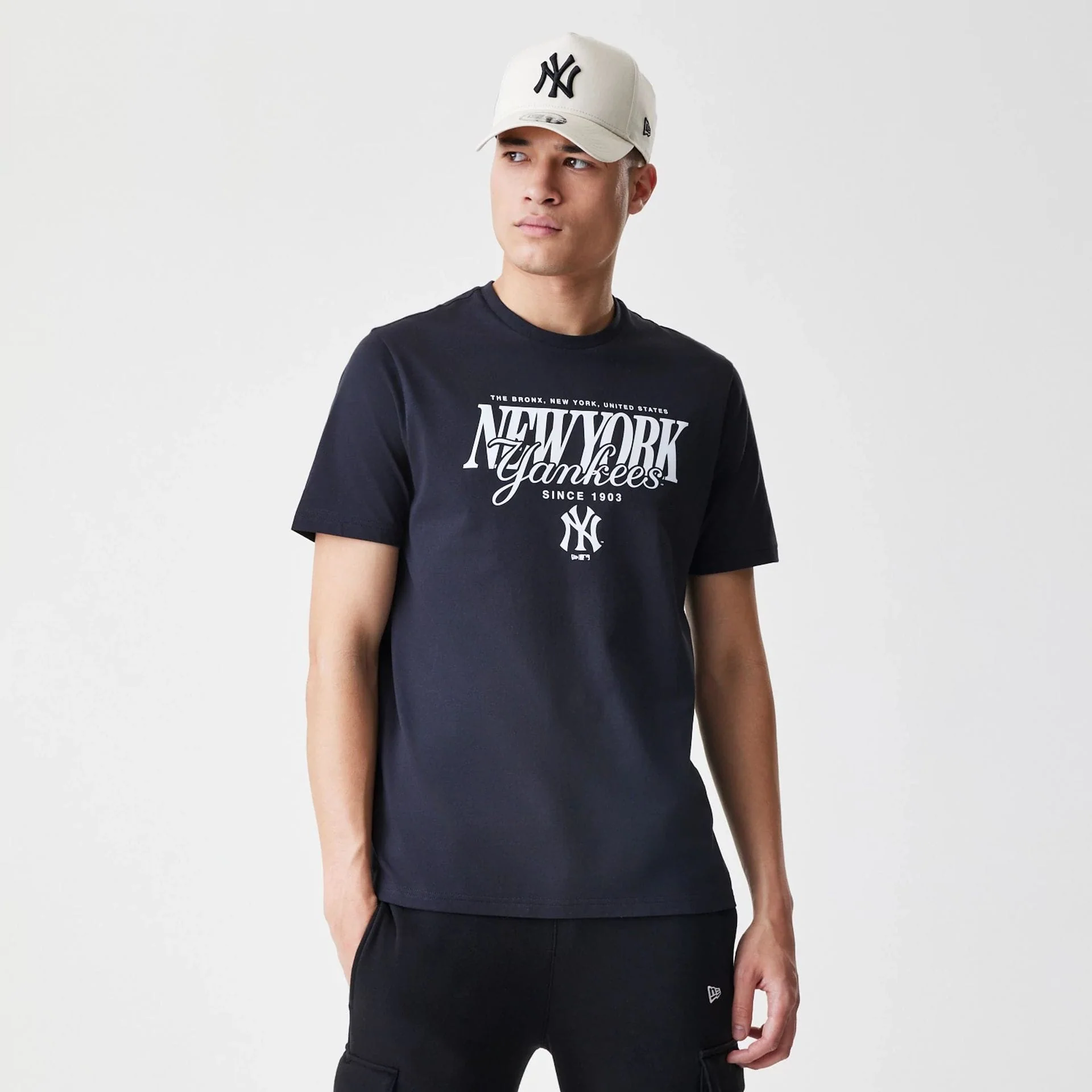 New York Yankees MLB Script Graphic Navy T-Shirt