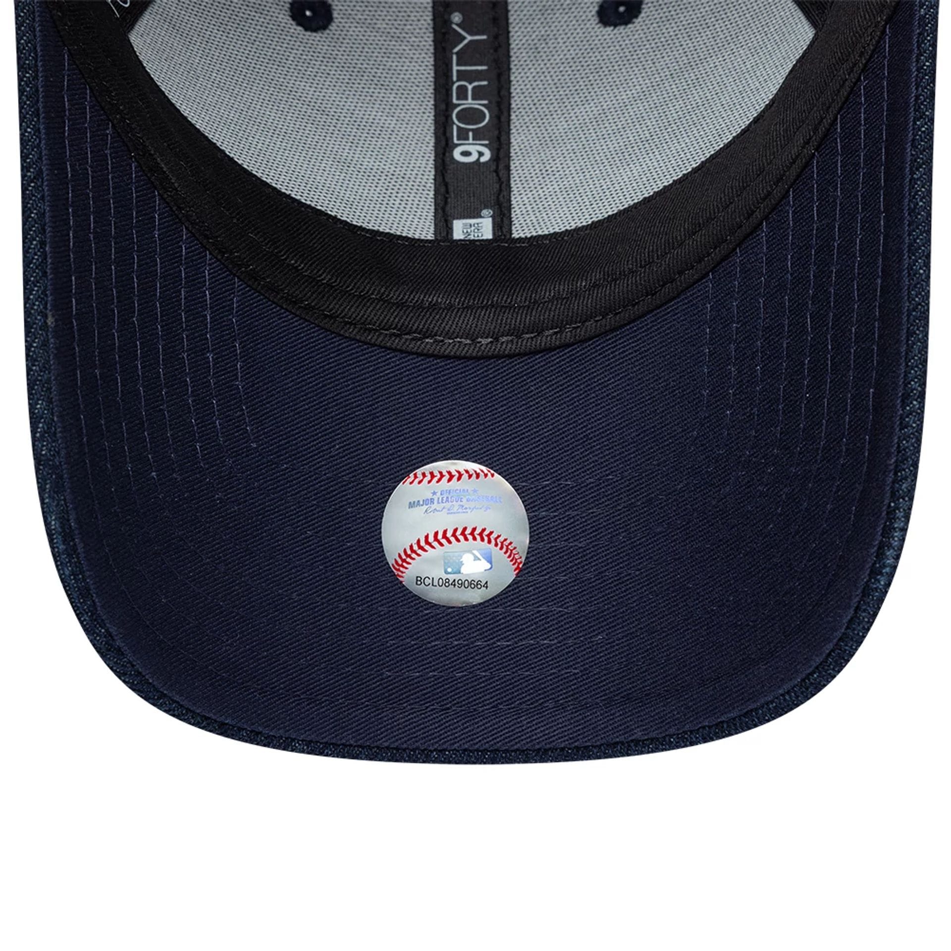 New York Yankees Womens MLB Denim Navy 9FORTY Bowback Adjustable Cap - Image 7