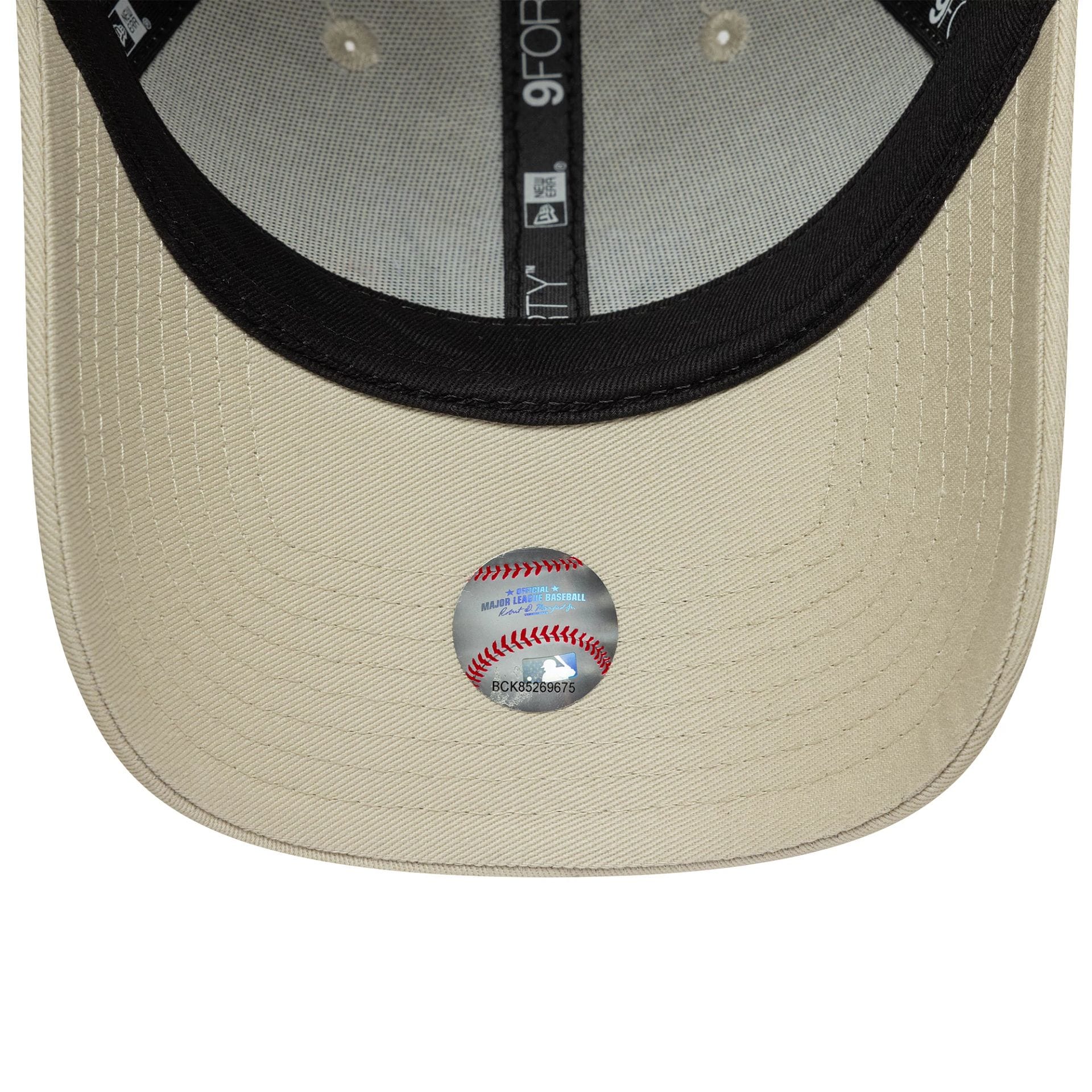 New York Yankees Womens MLB Floral Light Beige 9FORTY Cap - Image 5