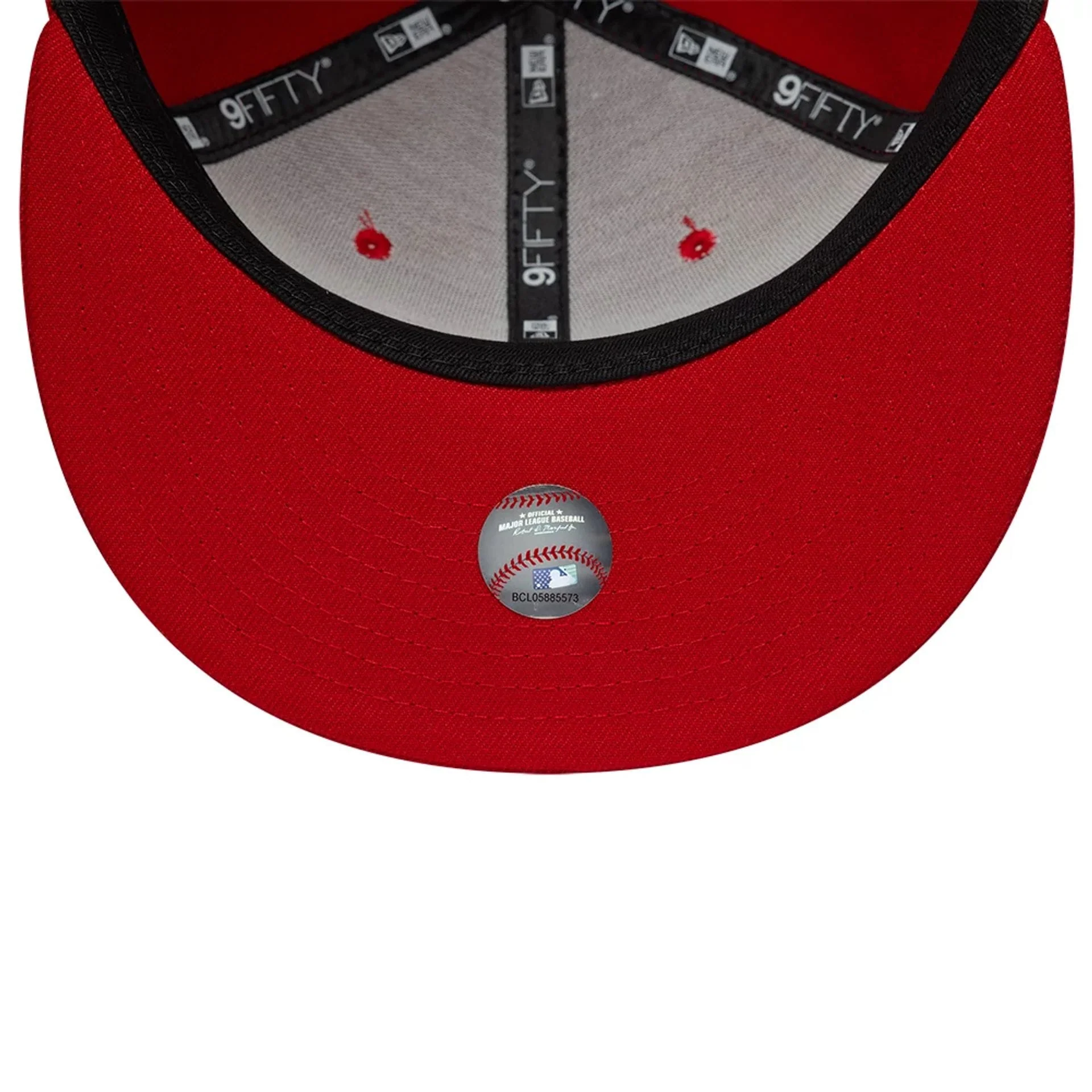 Philadelphia Phillies MLB Upside Down Red 9FIFTY Snapback Cap - Image 7