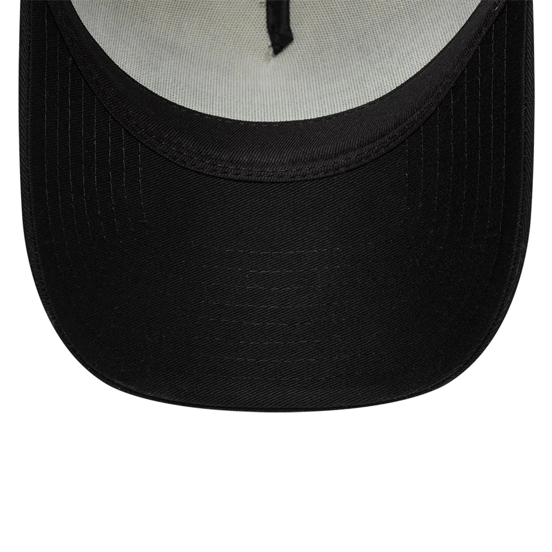 Williams Traditional Black 9FORTY A-Frame Trucker Adjustable Cap - Image 5