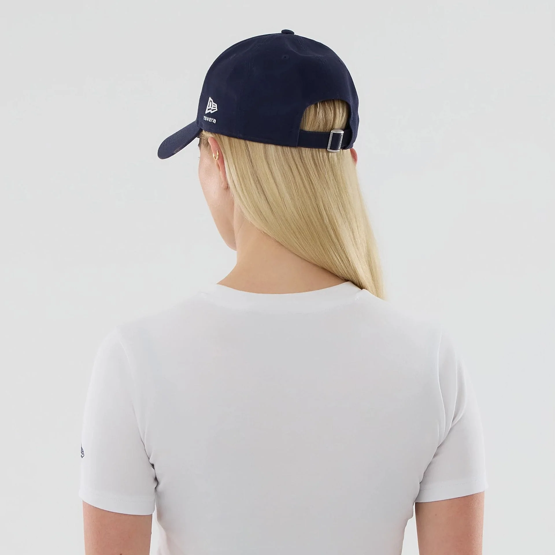 Williams Womens White T-Shirt - Image 7