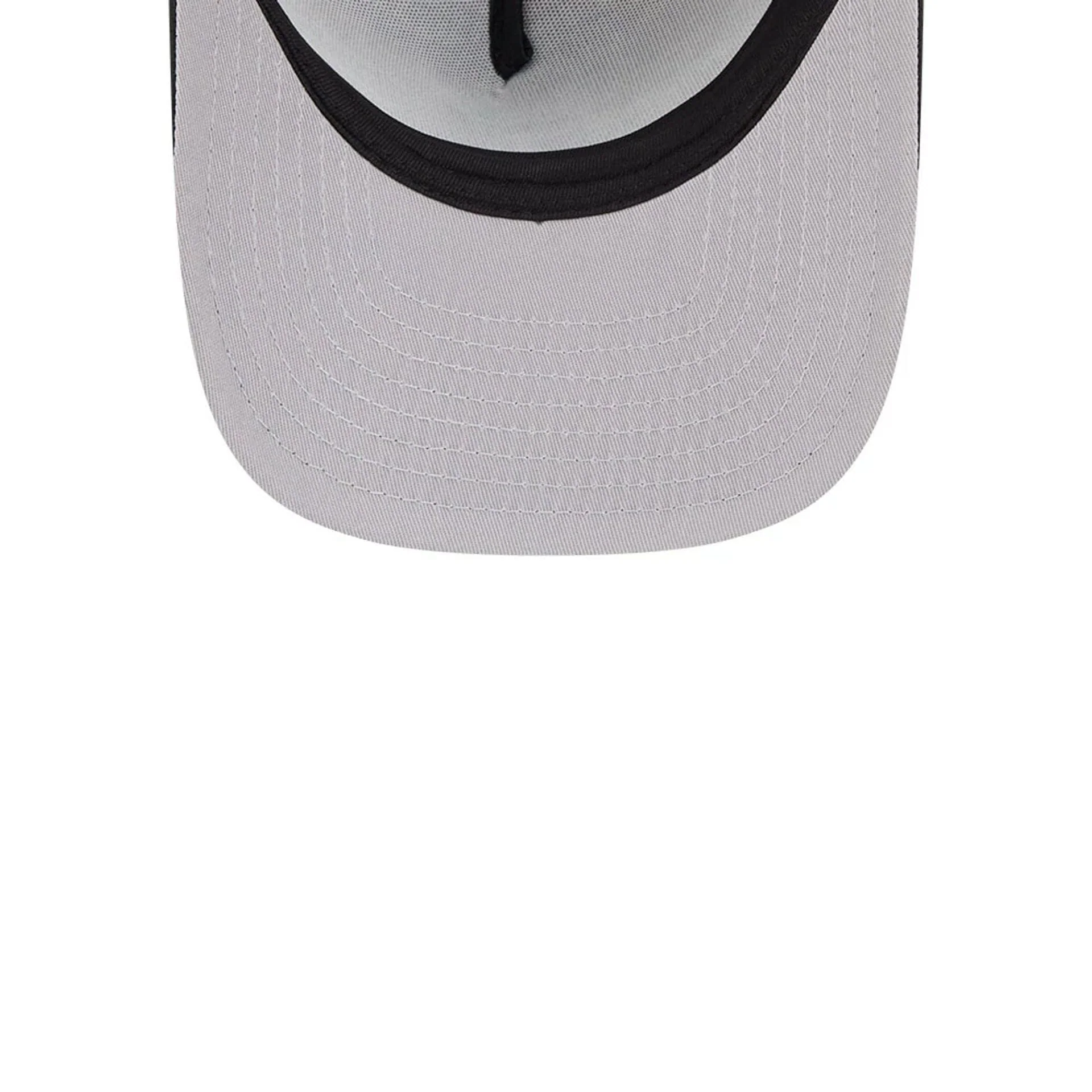 Womens DC Batgirl Black 9FIFTY A-Frame Snapback Adjustable Cap - Image 2